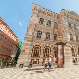 Praga: Visita a uma cervejaria com degustações ilimitadas