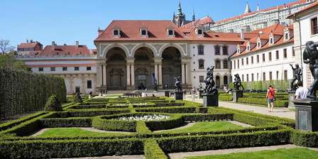 Wallenstein riding school, palace & gardens