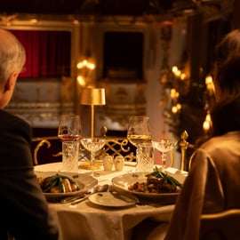 Praga: Biglietto per il concerto nella sala da ballo di Mozart con cena di 3 portate