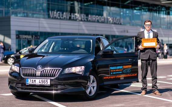 Praga: Translado privado do aeroporto Václav Havel