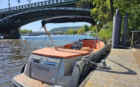 Passeio de barco particular em Praga