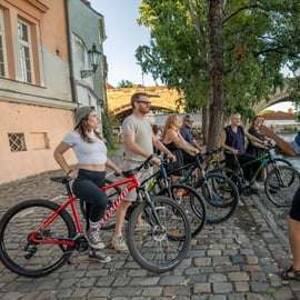 Tour turístico de 3 horas por Praga en bicicleta eléctrica