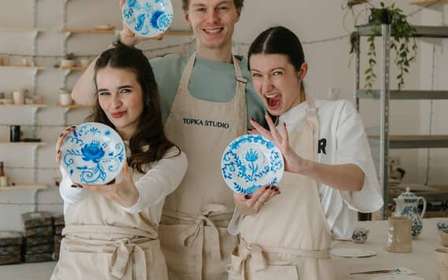 Praga: taller de pintura tradicional de porcelana azul checa