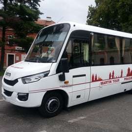 Desde Praga: Tour en autobús con todo incluido al Memorial de Terezin