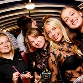 Prague DJ Festival - Festa in barca e Epic + Karlovy Lazne