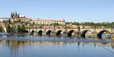 Puente Carlos