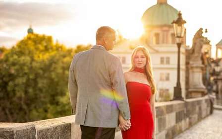 Sesión de fotos al amanecer en Praga + tour a pie