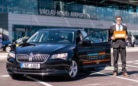 Praga: Traslado privado desde el aeropuerto Václav Havel
