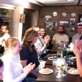 Praga: Crociera in barca jazz con concerto e pasto opzionale