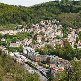 Praga: Viagem de um dia a Karlovy Vary com Torre de Vigia e Funicular