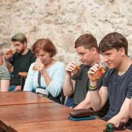 Praga: Cata de cerveza checa con aperitivos