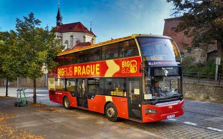 Praga: tour en autobús turístico Big Bus y crucero por el río Moldava