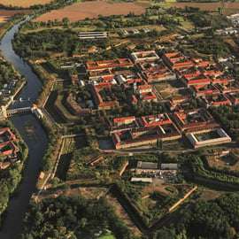 Desde Praga: Visita guiada a Terezín y al Museo del Gueto