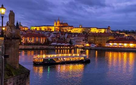 Praga: crucero turístico nocturno de 50 minutos