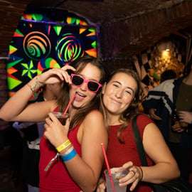 Praga: Pub Crawl con 2 ore di open bar al Drunken Monkey