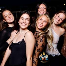 Prague DJ Festival - Festa in barca e Epic + Karlovy Lazne