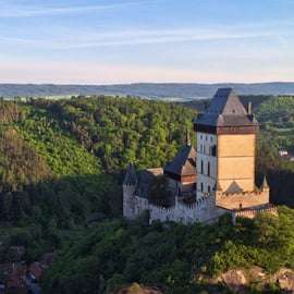 Saindo de Praga: Passeio de balão com champanhe e piquenique