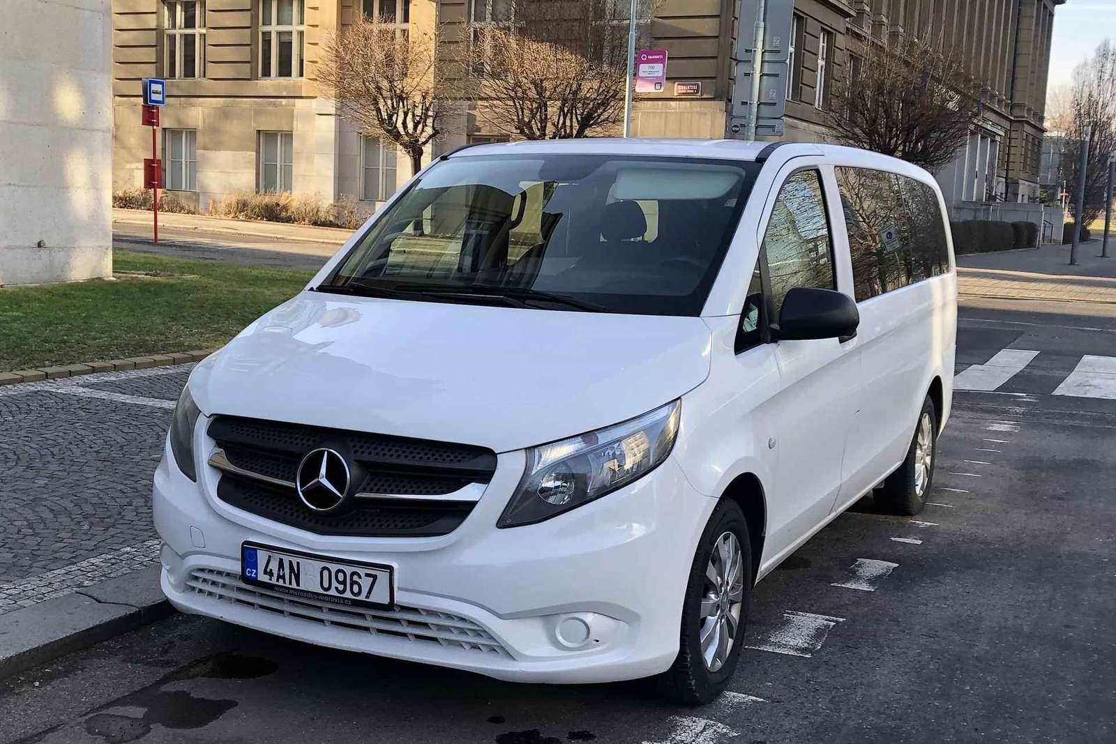 Praga: Traslado privado al aeropuerto en Minivan (PRG)