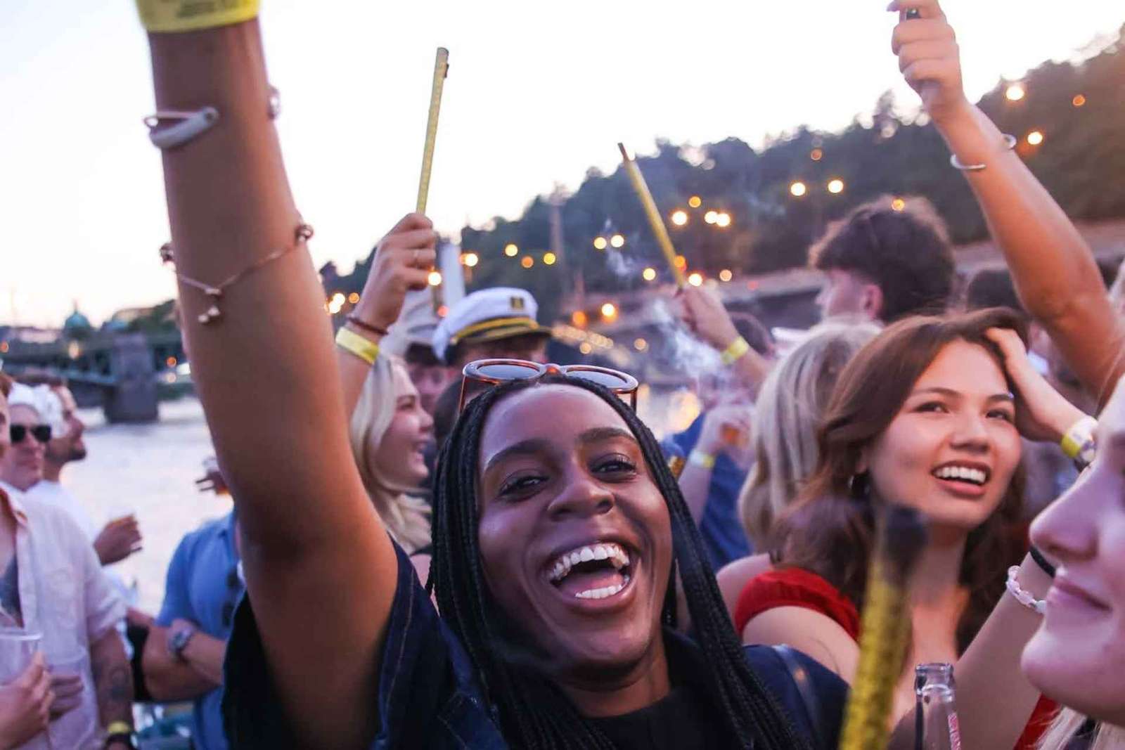 Praga: fiesta en barco con after en el club más grande de Europa