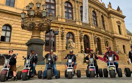 Praga: Lo más destacado de la ciudad Visita guiada en triciclo eléctrico