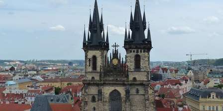 Iglesia de Nuestra Señora en frente del Týn
