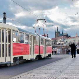 Praga: billete para el tranvía histórico Hop-on Hop-Off de la línea 42