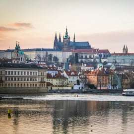 Praga: 50-minutowy wieczorny rejs widokowy