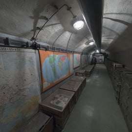 Praga: Storia del comunismo e bunker nucleare: tour guidato