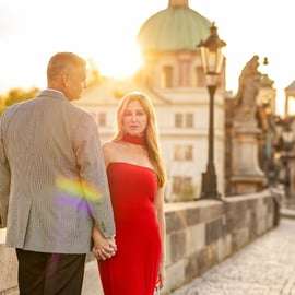 Sesión de fotos al amanecer en Praga + tour a pie