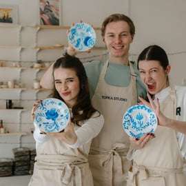 Praga: taller de pintura tradicional de porcelana azul checa