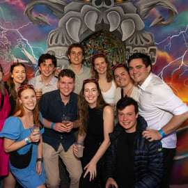 Praga: Pub Crawl con 2 ore di open bar al Drunken Monkey