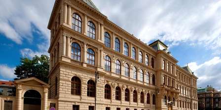 Museo de Artes Decorativas