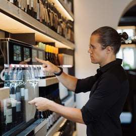 Praga: cata de vino de autoservicio