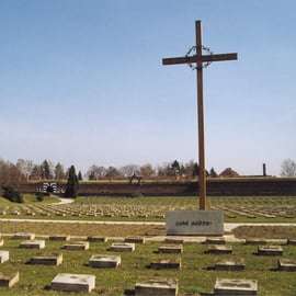Desde Praga: Tour en autobús con todo incluido al Memorial de Terezin