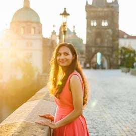 Sesión de fotos al amanecer en Praga + tour a pie