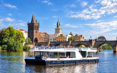 Praga: Cruzeiro turístico no rio Vltava