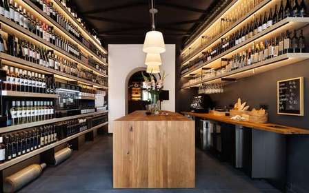 Praga: Degustação de Vinhos com Autoatendimento